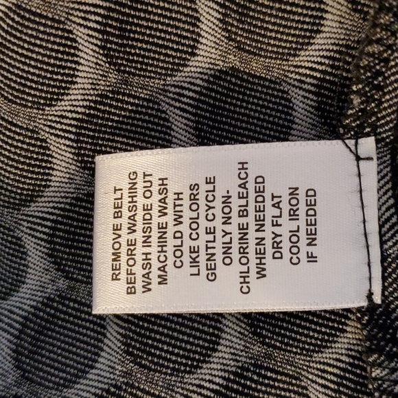 Elle Women’s Sleeveless Dress Size M Black And White With Purple Belt - Picture 10 of 10